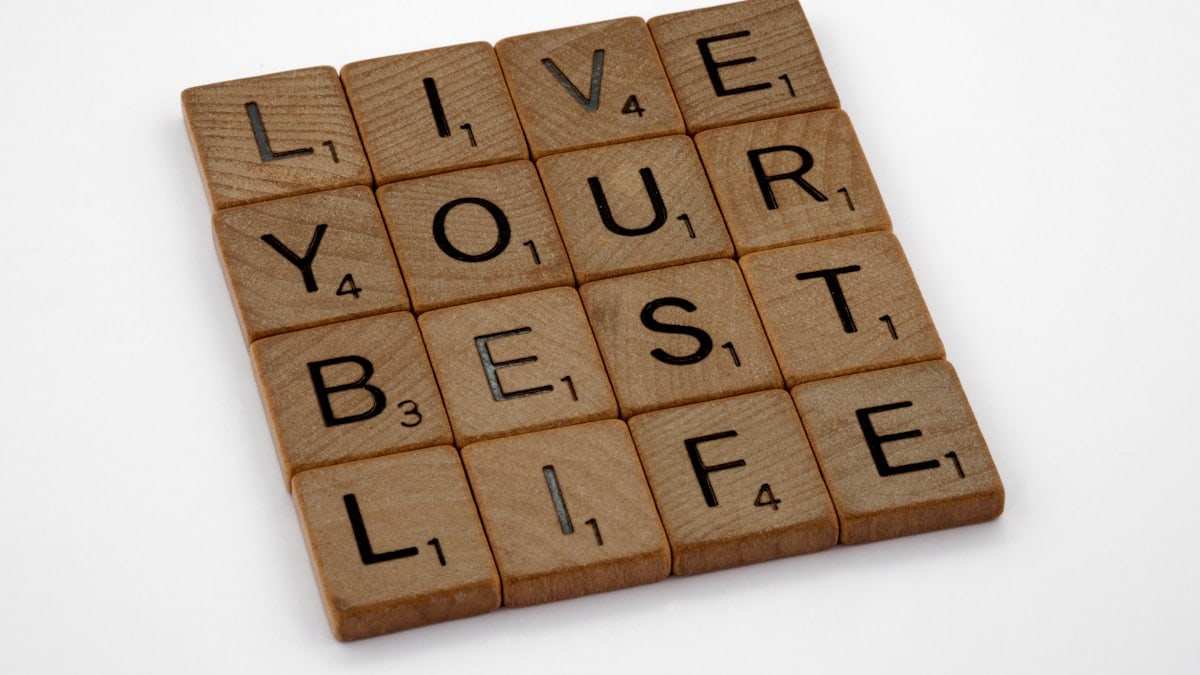 scrabble, scrabble pieces, lettering, letters, wood, scrabble tiles, white background, words, quote, letters, type, typography, design, layout, focus, bokeh, blur, photography, images, image, live your best life, one life, yolo, carpe diem, mindfulness, do not waste time, just do it, move on, let it go,